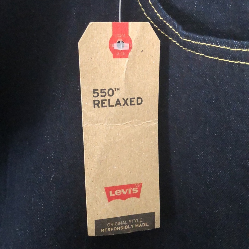 NWT Levi’s 550’s 48x29 Big and Tall Stretch Waterless Dark Wash Men’s Denim - Picture 3 of 9